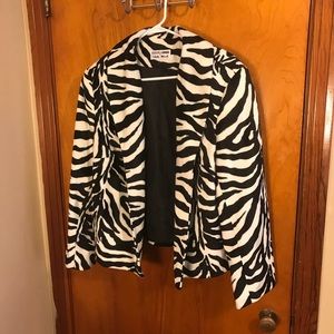 😇SOLD😇Zebra ‘faux fur’ Coat